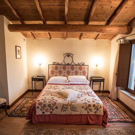 Casale La Meridiana ポンティ・スル・ミンチョ エクステリア 写真