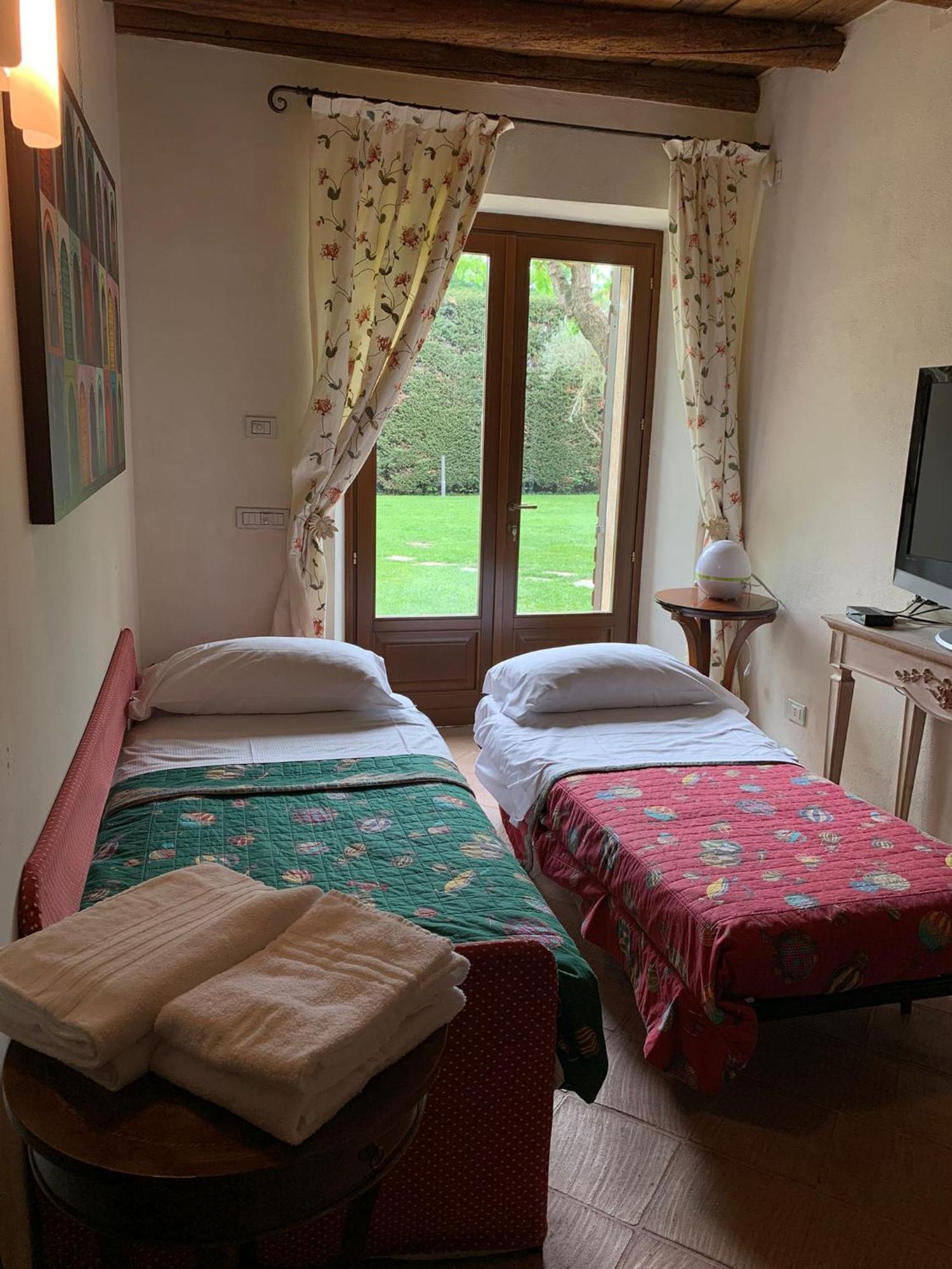 Casale La Meridiana ポンティ・スル・ミンチョ 部屋 写真