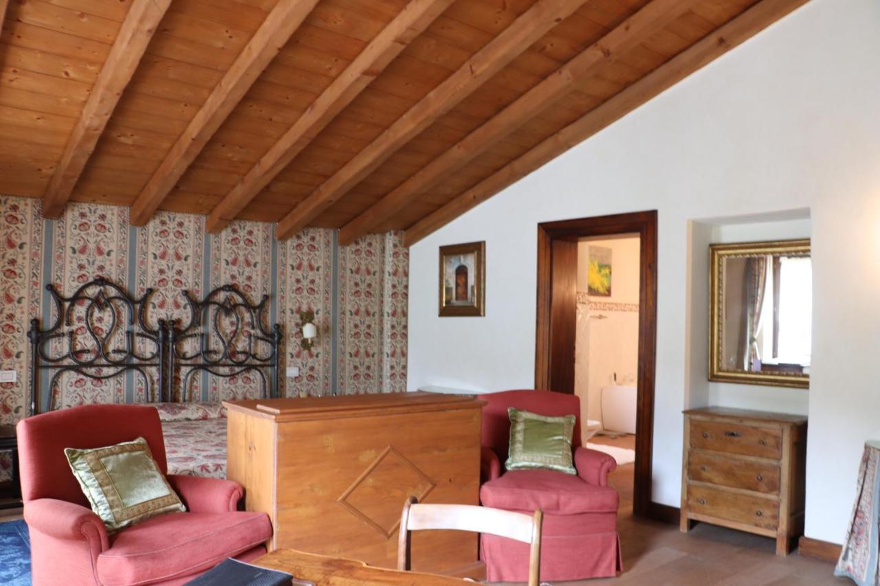 Casale La Meridiana ポンティ・スル・ミンチョ エクステリア 写真