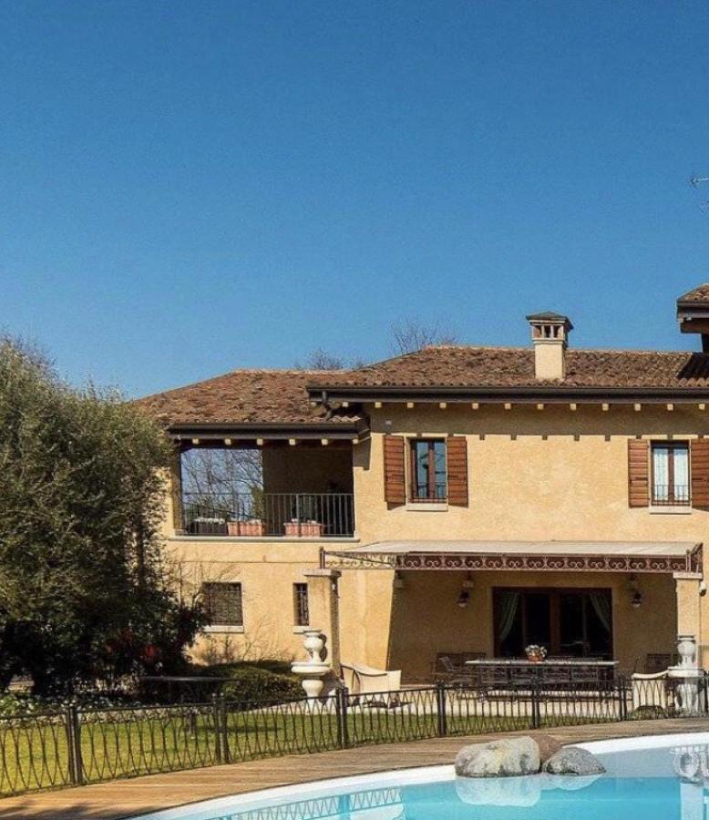 Casale La Meridiana ポンティ・スル・ミンチョ エクステリア 写真