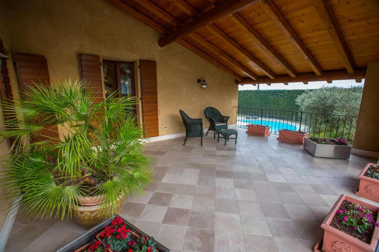 Casale La Meridiana ポンティ・スル・ミンチョ エクステリア 写真