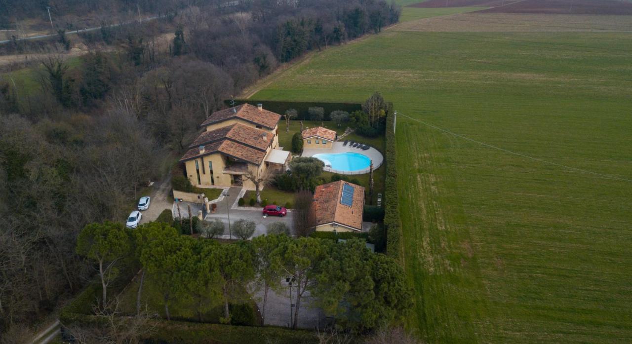 Casale La Meridiana ポンティ・スル・ミンチョ エクステリア 写真